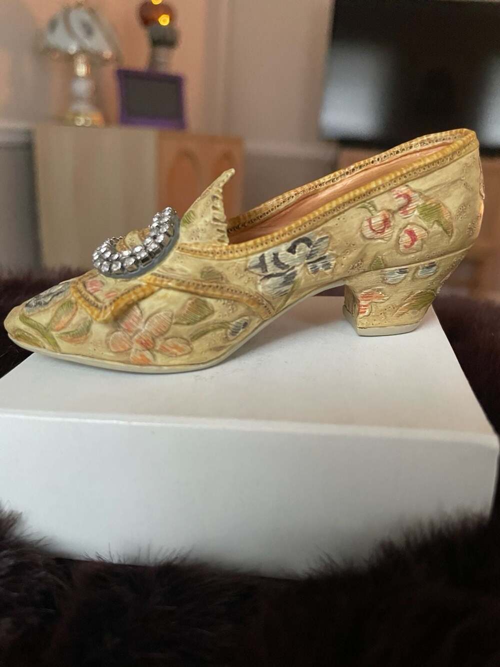 Just The Right Shoe Afternoon Tea Figurine Figurine 1998 Raine